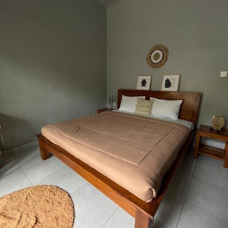 Tyana Private Room In Batu Bolong 26 Canggu Eksteriør billede